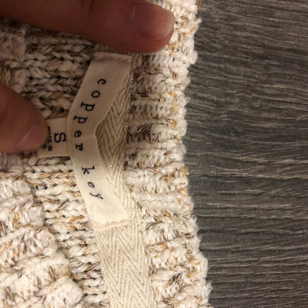 sweater - Picture 3 of 3